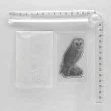 画像をギャラリービューアに読み込む, Biology Stamp　＜メンフクロウ＞
