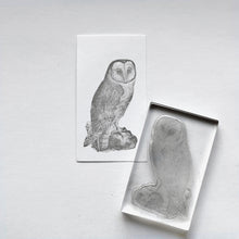 画像をギャラリービューアに読み込む, Biology Stamp　＜メンフクロウ＞
